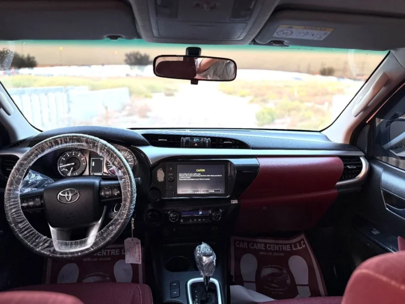 2022 Toyota Hilux GLX 2.7L 4 Cylinders Engine Double Cab Utility A/T White Red