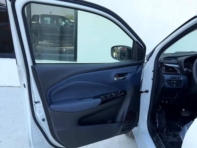 2026 SUZUKI BALENO GLX A/T 1.5 PTR 4 Cylinders Engine White Black