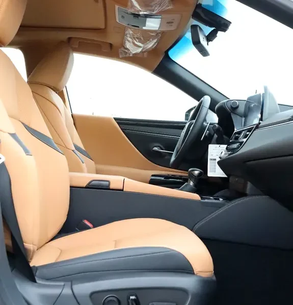 2025 Lexus ES-Series 2.5L SEDAN Other Hybrid 4 Cylinder Engine White Tan