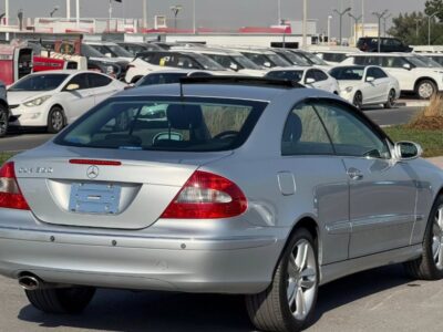 2006 Mercedes-Benz CLK350 3.5 Litres V6 Engine Silver Black Coupe RWD