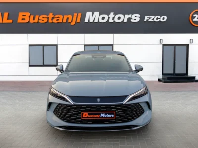 2025 BYD Qin L DM-i Hybrid 4 Cylinders Green Black Sedan FWD