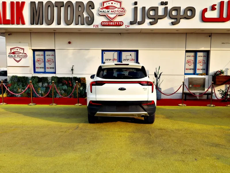 2023 JAC JS4 TURBO 4 Cylinder Engine White Beige SUV GCC Specs