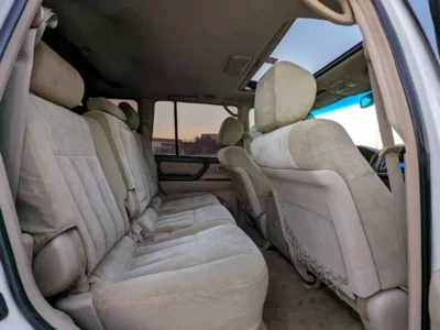 2004 Toyota Land Cruiser VXR V8 FULL OPTION White Beige SUV GCC Specs