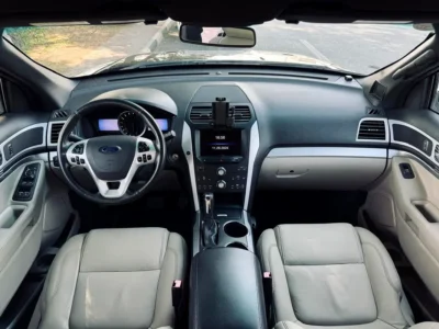 2013 Ford Explorer Ecoboost 6 Cylinders Petrol Engine Black White SUV