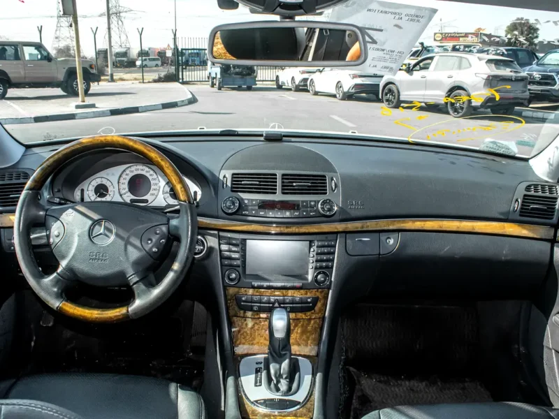 2005 Mercedes-Benz E-Class E 500 IMMACULATE CONDITION White Black