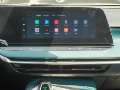 2025 MG 7 300 VGI 4 Cylinder Engine Petrol Grey Green Sedan