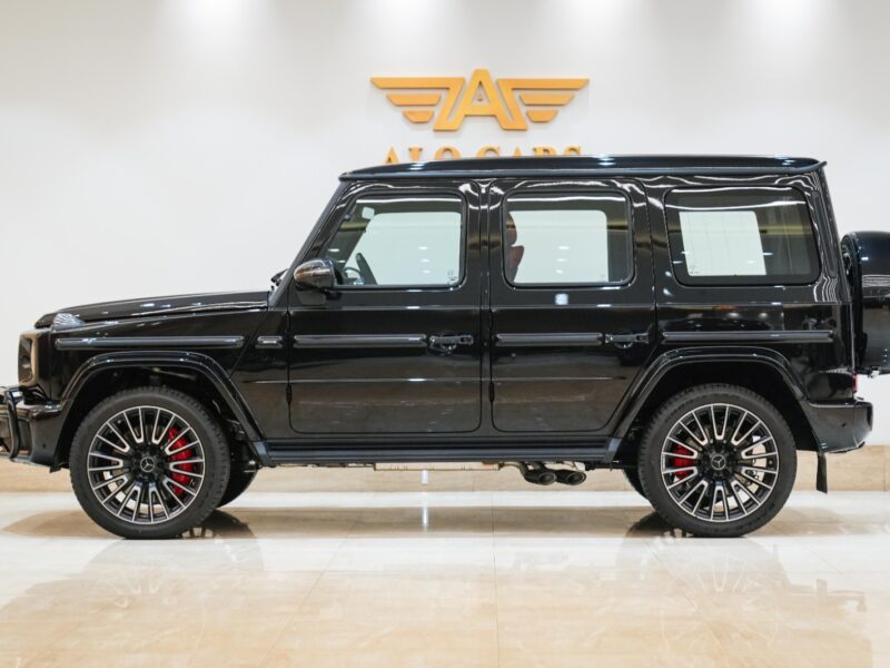 2026 Mercedes Benz G63 Double Night Package 4.0L V8 biturbo Engine Black Red