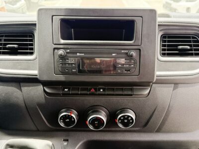 2025 Renault Master 2.3L 4 Cylinder Engine Panel Van Diesel MT White Black