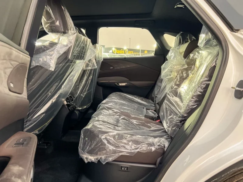 2025 Lexus RX350 RX350 2.4L Signature V4 GCC Specs White Maroon Sedan