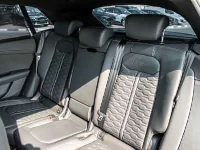 2022 Audi RS Q8 4.0 TFSI Quattro 8 Cylinders Engine Green Black SUV