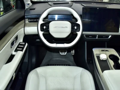 2024 Jetour Dashing 1.6T Luxury 4 Cylinders Petrol Engine Grey Beige SUV