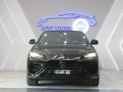 2024 Lamborghini Urus S 4.0T Twin-Turbocharged V8 Black SUV AWD