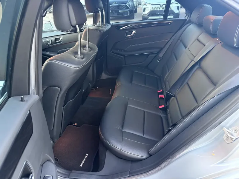2015 Mercedes-Benz E-Class E 300 4matic 6 Cylinders Engine Silver Black Sedan