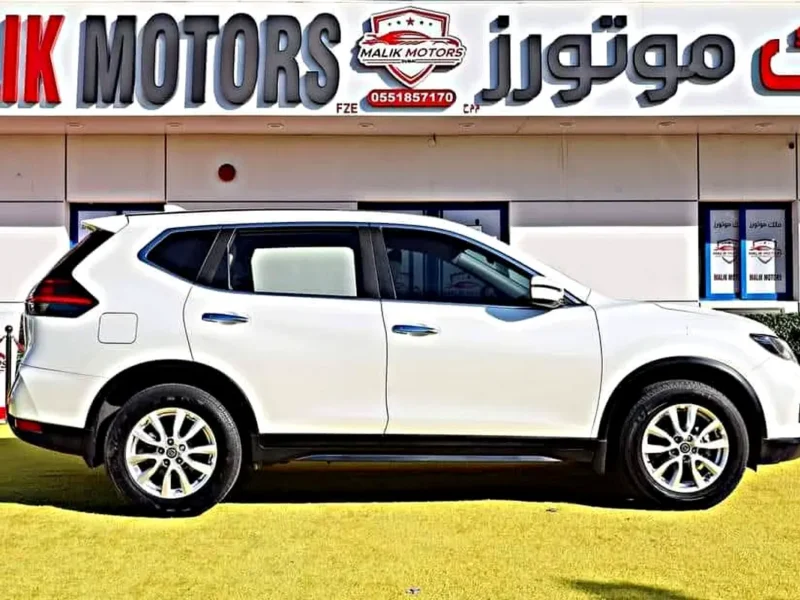 2021 Nissan X-Trail SE 4 Cylinders Engine Petrol White Black SUV GCC