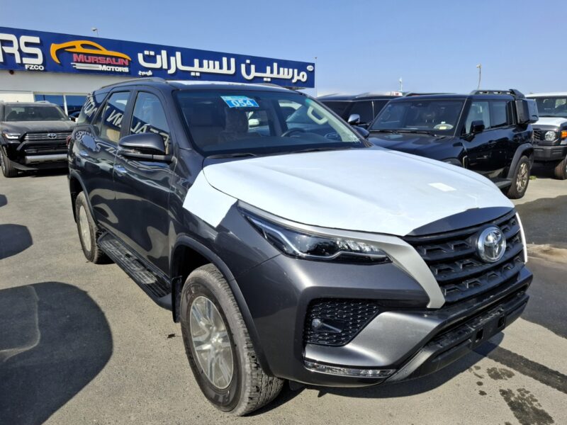2026 Toyota Fortuner EXR 2.7L 4-Cylinder Petrol Grey Tan SUV