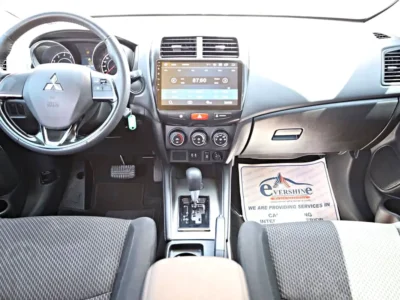 2022 Mitsubishi ASX GLX 4 Cylinder Engine White Black SUV GCC Specs