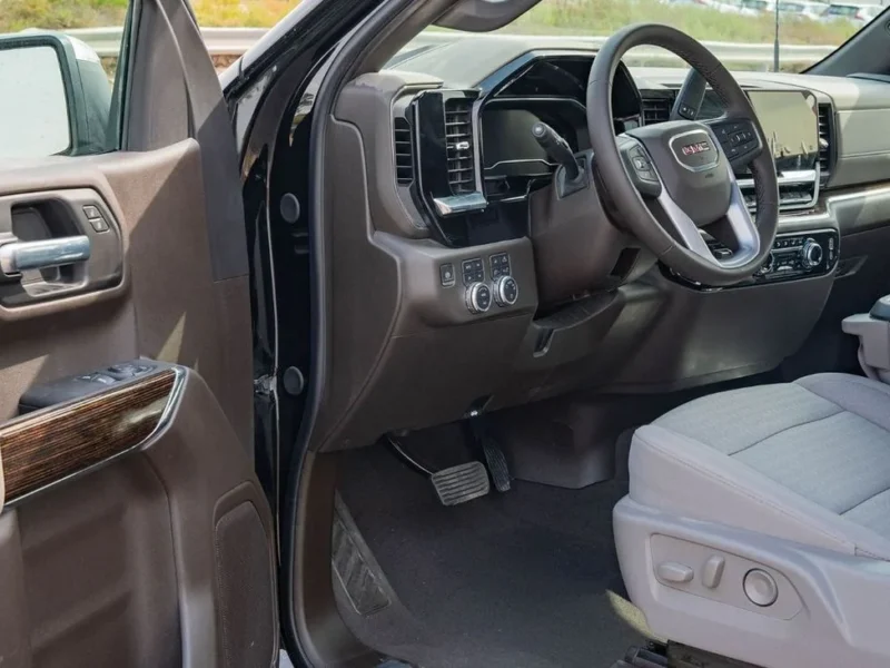 2026 GMC Sierra SLE V8 5.3L AT Petrol Single Cab Black Grey Pick Up Truck