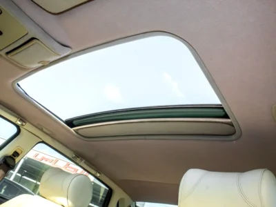 2001 Jaguar XJ R 8 Cylinders Engine Petrol Green Beige Sedan