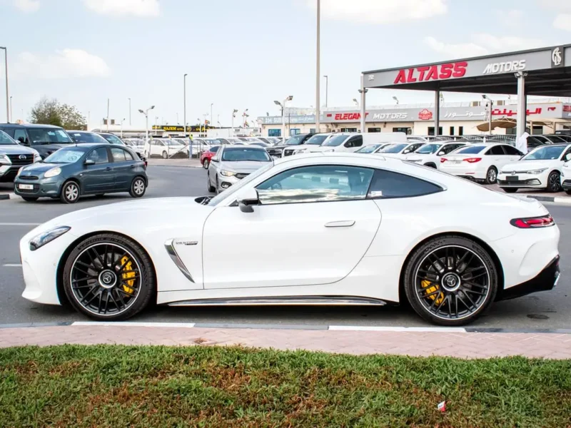 2024 Mercedes-Benz AMG GT 8 Cylinder Engine White Black Coupe