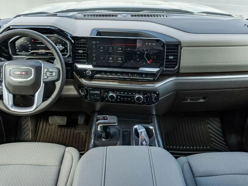 2025 GMC SIERRA 5.3 Liter Petrol V8 Engine Black Grey Pick Up Truck