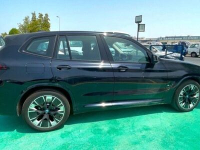 2024 BMW BMW X3 2.0L turbocharged inline-4 Black Red SUV