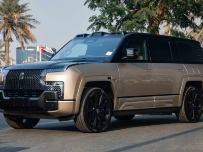 2025 Yangwang U8 LWB Hybrid 0KM Gold Brown SUV