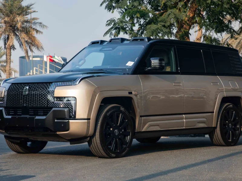 2025 Yangwang U8 LWB Hybrid 0KM Gold Brown SUV