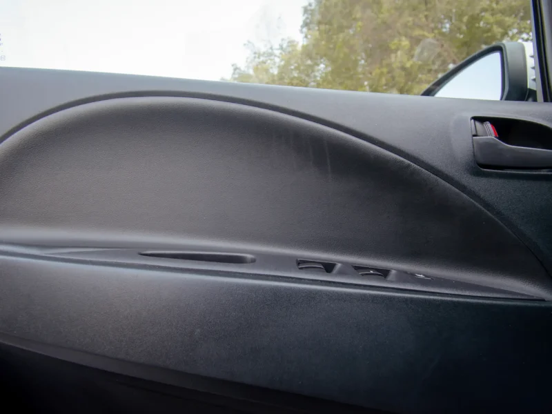 2020 CMC Z7 Standard 2.4L 4 Cylinders Engine GCC Specs Silver Black