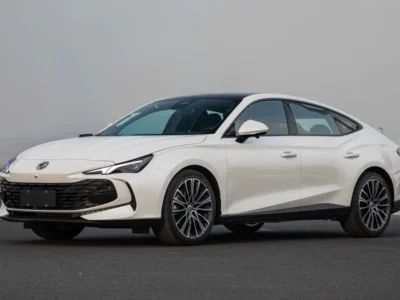 2025 MG 7 ELEGANCE SPORT PACKAGE SPOILER 1.5L 0KM White Green