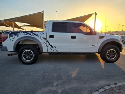 2011 Ford Raptor 6.2 Liters V8 Cylinder Petrol Engine White Black Pick Up Truck