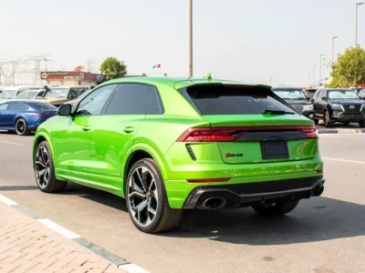 2022 Audi RS Q8 4.0 TFSI Quattro 8 Cylinders Engine Green Black SUV