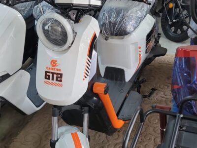 Electric Scooter 48 Volt Battery 50 KM Range with 60 Speed White