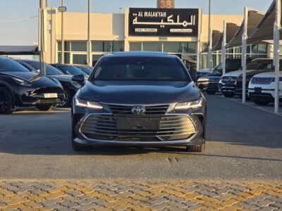 2019 Toyota Avalon Limited 3.5-liter V6 Engine Grey Tan Sedan FWD