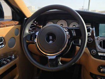2015 Rolls-Royce Ghost 6.6L Twin-Turbocharged V12 White Tan Luxury Sedan