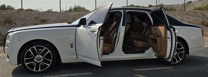 2015 Rolls-Royce Ghost 6.6L Twin-Turbocharged V12 White Tan Luxury Sedan