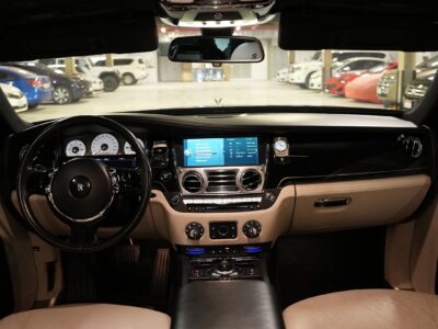 2013 Rolls-Royce Ghost 6.6L V12 Engine Grey Beige Luxury Sedan