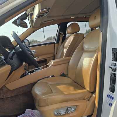 2015 Rolls-Royce Ghost 6.6L Twin-Turbocharged V12 White Tan Luxury Sedan