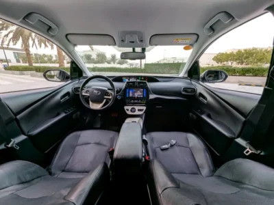 2017 Toyota Prius Iconic Hybrid 4 Cylinder Engine White Grey Sedan GCC