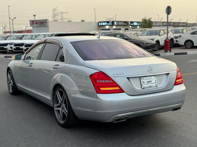 2012 Mercedes-Benz S-Class S 600L 12 Cylinder Engine Silver Black Sedan