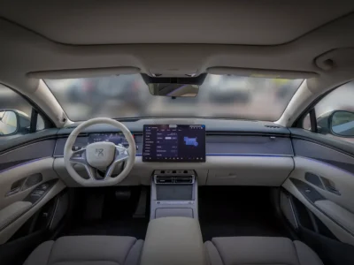 2025 BYD HAN Flagship Edition Electric 650+ KM Silver White Sedan