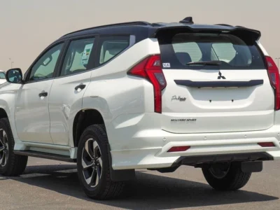 2025 Mitsubishi Montero Sport 3.0L 4WD Petrol White Black GCC Specs