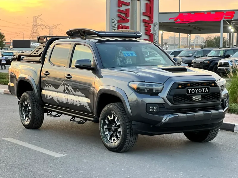 2021 Toyota Tacoma SR5 Double CA 6 Cylinders Engine Grey Black Pick Up