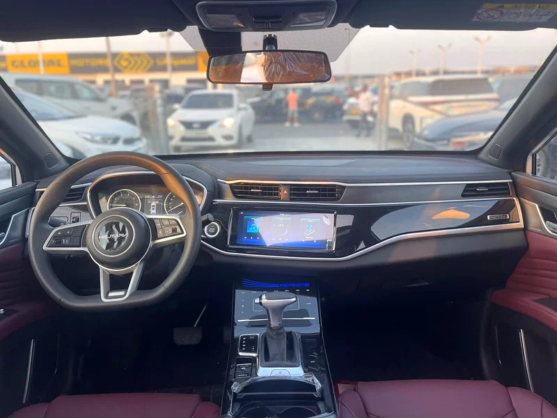 2024 DFSK Fengon 580 Intelligent 4 Cylinders Engine Petrol White Maroon Crossover