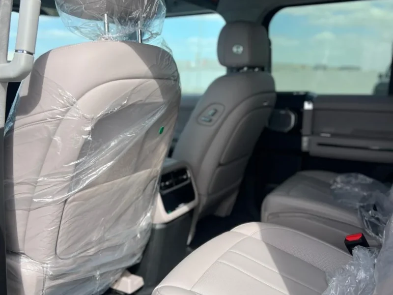 2026 Jetour G700 2.0L Turbo Engine Flagship Edition Hybrid Silver Beige SUV