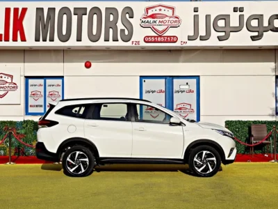 2022 Toyota Rush EX 4 Cylinders Engine White Black SUV GCC Specs