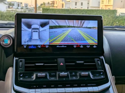 2015 Toyota Land Cruiser GXR TOP 6 Cylinders Engine White Beige SUV GCC Specs