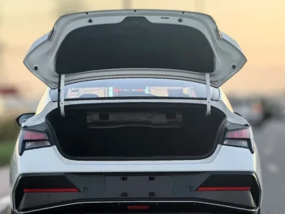 2025 Hyundai Elantra GLX Elite 4 Cylinders Engine White Black Sedan RWD