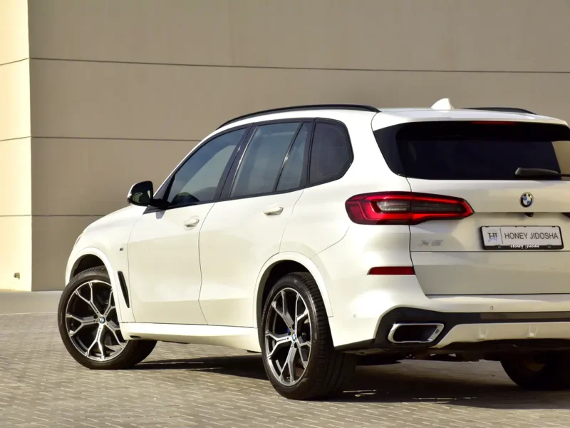 2019 BMW X5 Xdrive 40i 6 Cylinder Engine White Tan SUV GCC Specs