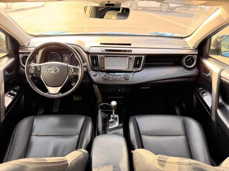 2018 TOYOTA RAV 4 LIMITED 2.5 litres V4 Cylinder Engine Blue Black SUV