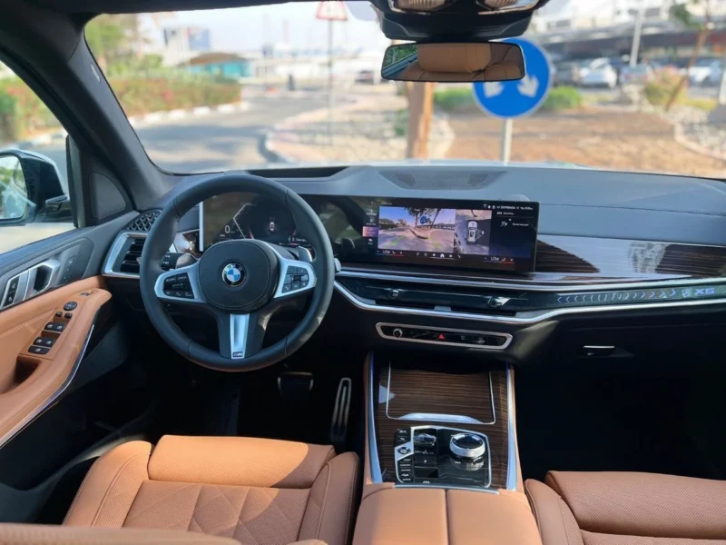 2025 BMW X5 40i M Sport 3.0L 6 Cylinders Engine White Tan SUV GCC Specs